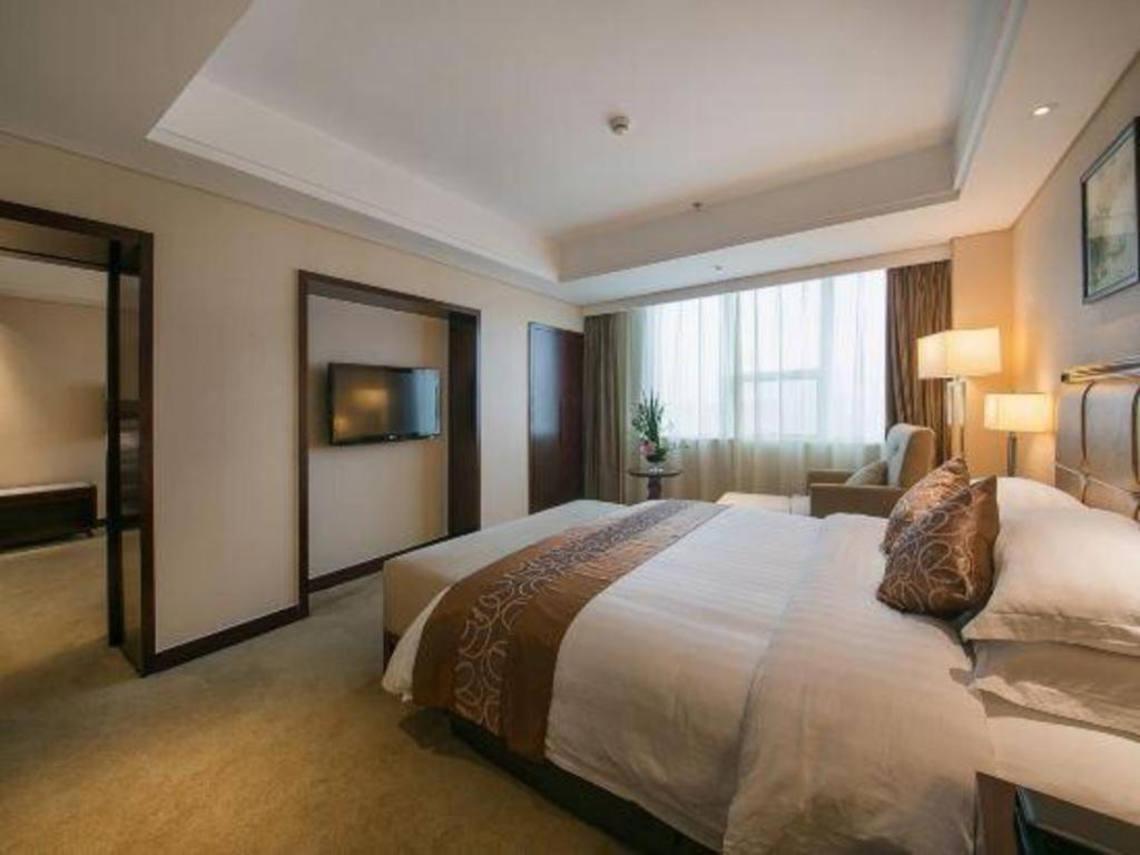 Maison New Century Hotel Ningbo Exteriör bild