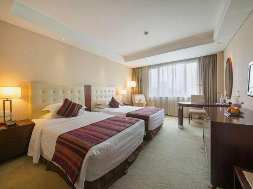 Maison New Century Hotel Ningbo Exteriör bild