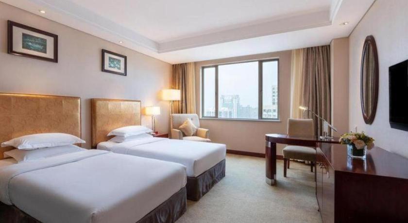 Maison New Century Hotel Ningbo Exteriör bild